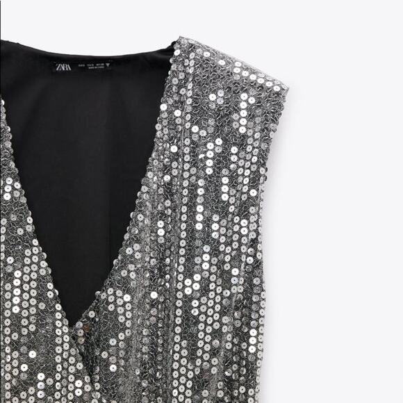ZARA BLOGGER FAVORITE DRAPED SEQUIN DRESS SILVER - Picture 15 of 16
